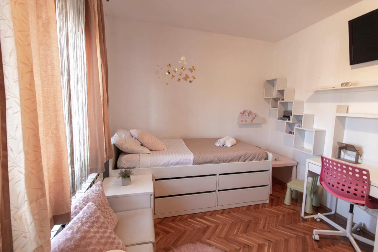Melanie Apartment ปริฟลากา ภายนอก รูปภาพ