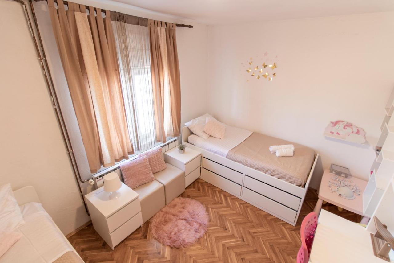 Melanie Apartment ปริฟลากา ภายนอก รูปภาพ